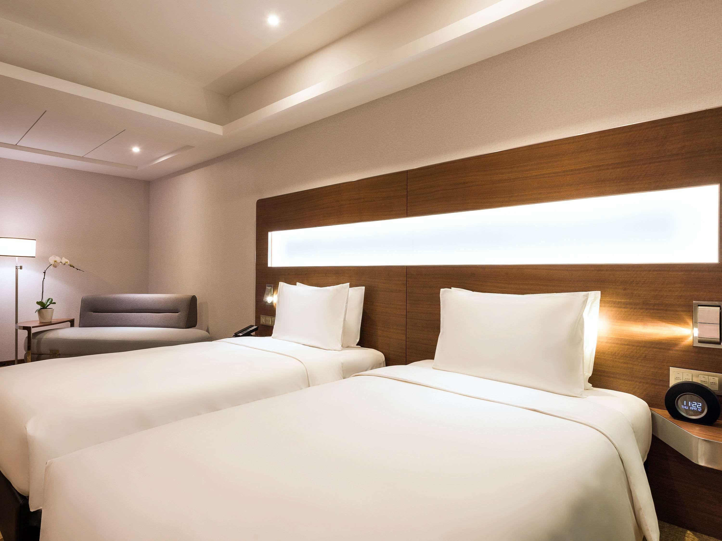 Novotel Shanghai Hongqiao Exterior foto